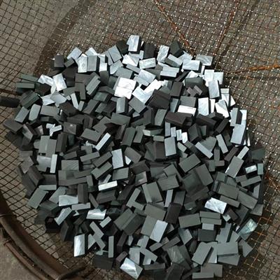 黑色普通异型永磁铁氧体方形生产厂钕铁硼强磁片定制