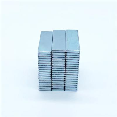 厂家现货供应钕铁硼强力磁铁方形磁铁玻璃擦磁铁N52磁铁